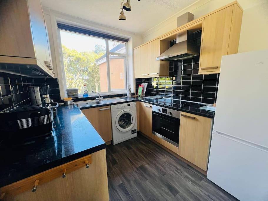 Family Marine Apartment With Sea View Dawlish Exterior foto